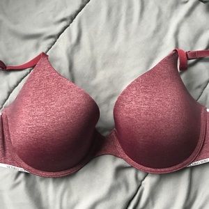 Victoria Secrets Semi Demi Bra